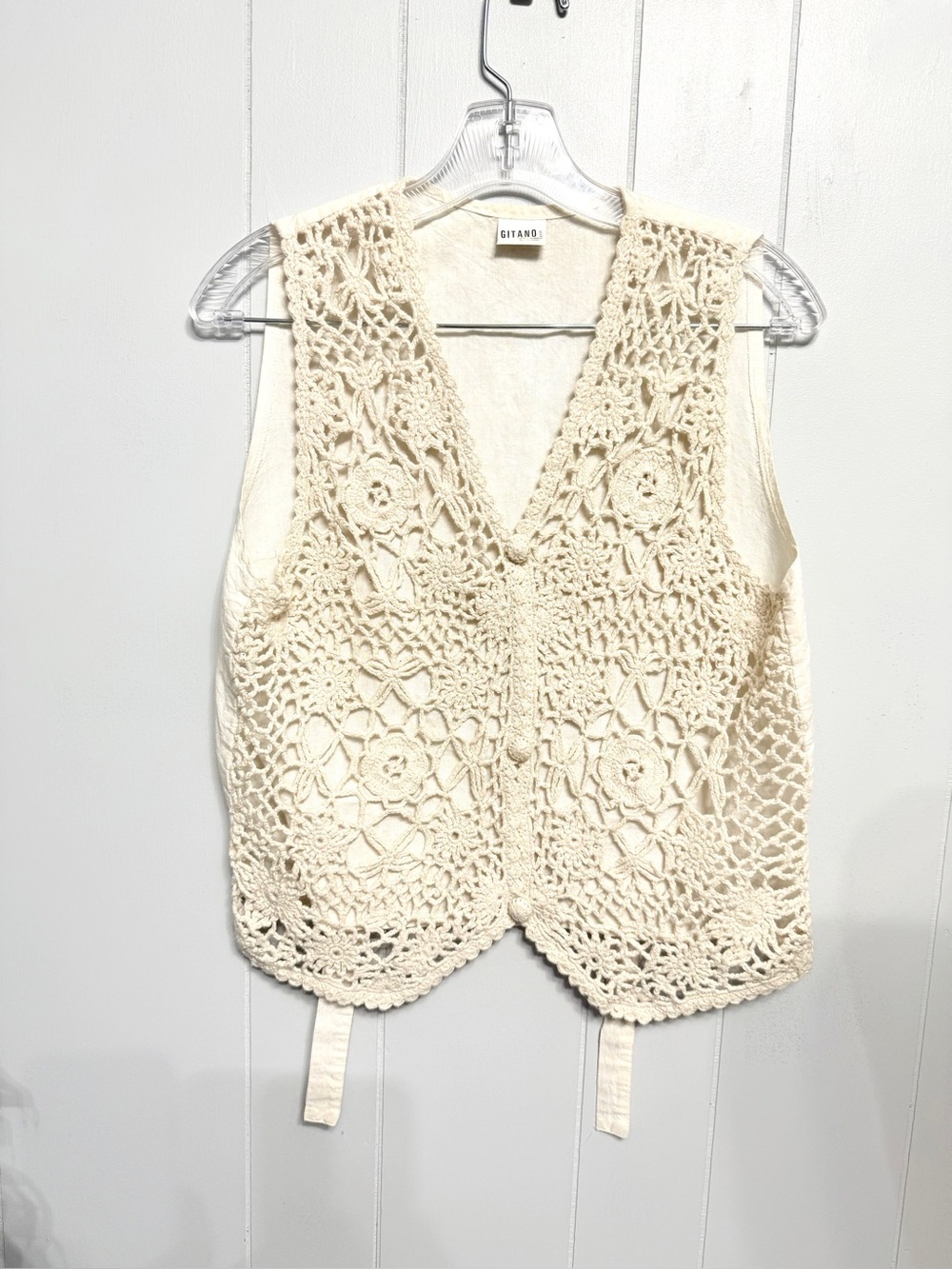 #18) Gitano Off-White Crochet Floral Vest